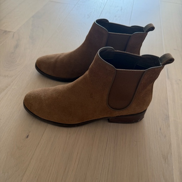 Cole Haan Chelsea Suede Boots Caramel Brown - 8US - Picture 5 of 7